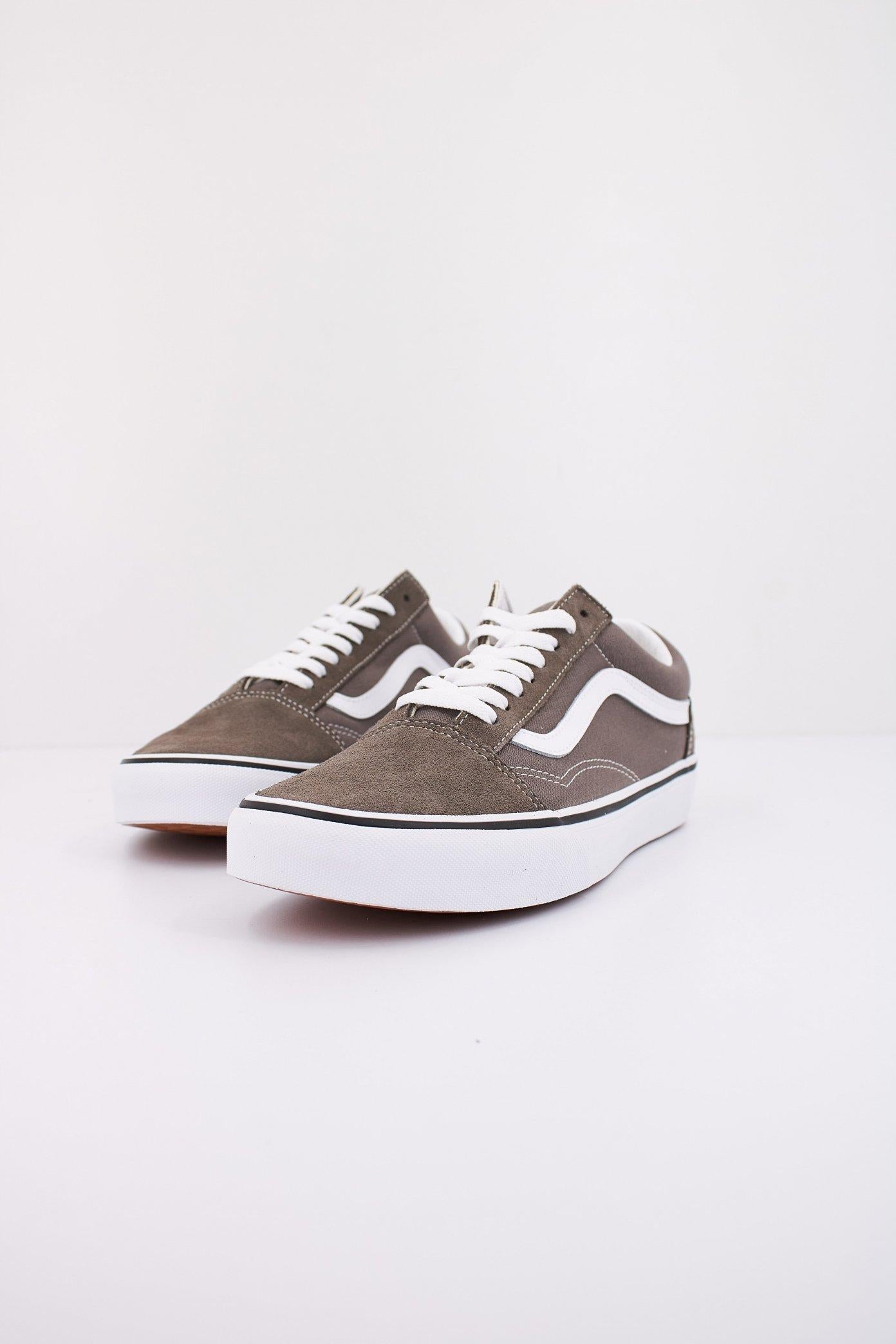VANS OLD SKOOL en color MARRON  (2)