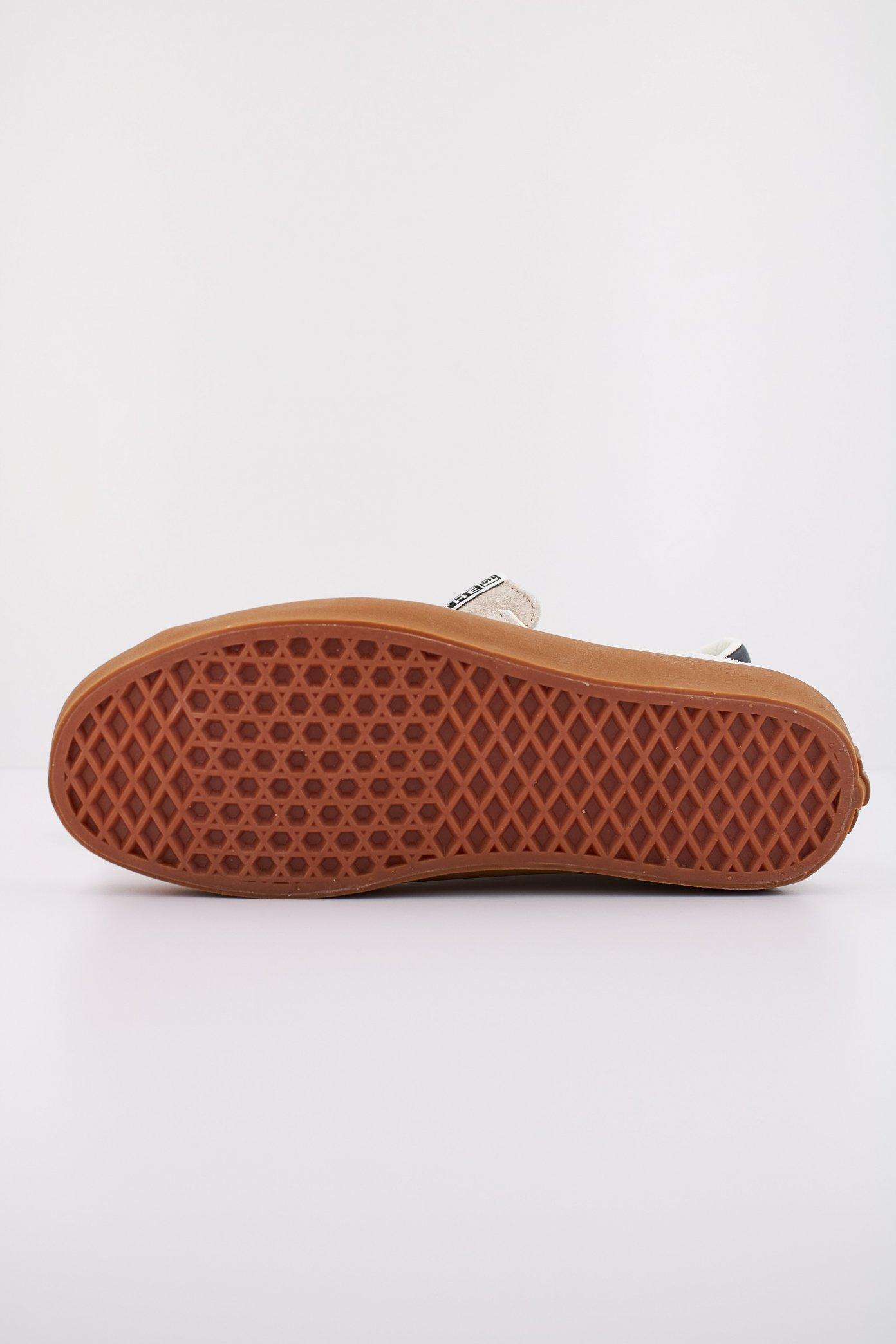 VANS SPORT LOW en color BLANCO  (5)