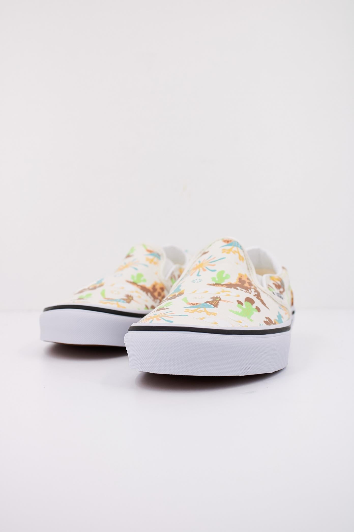 VANS  CLASSIC SLIP-ON en color BLANCO  (2)
