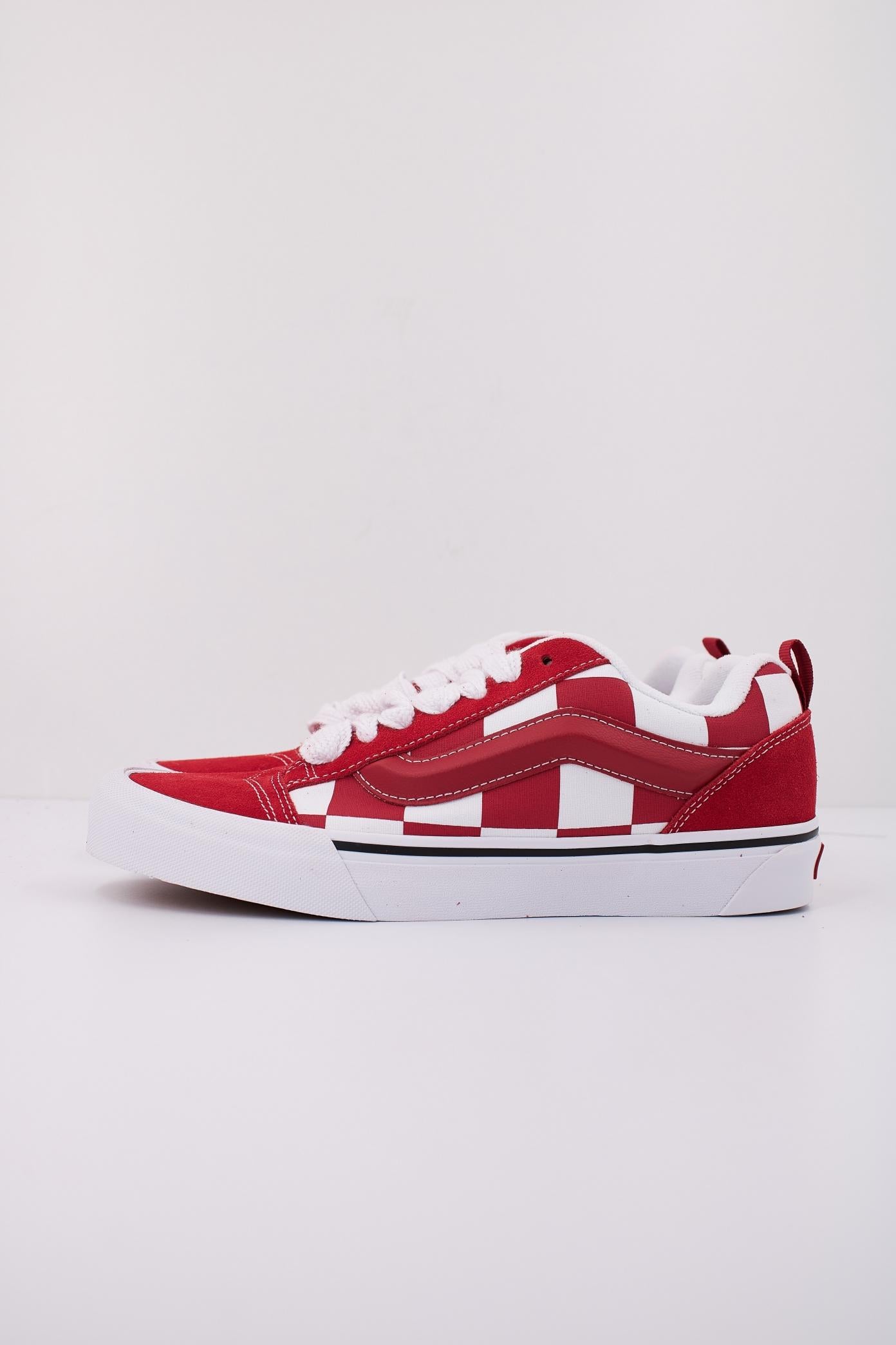 VANS KNU SKOOL MEGA CHECK en color ROJO  (1)