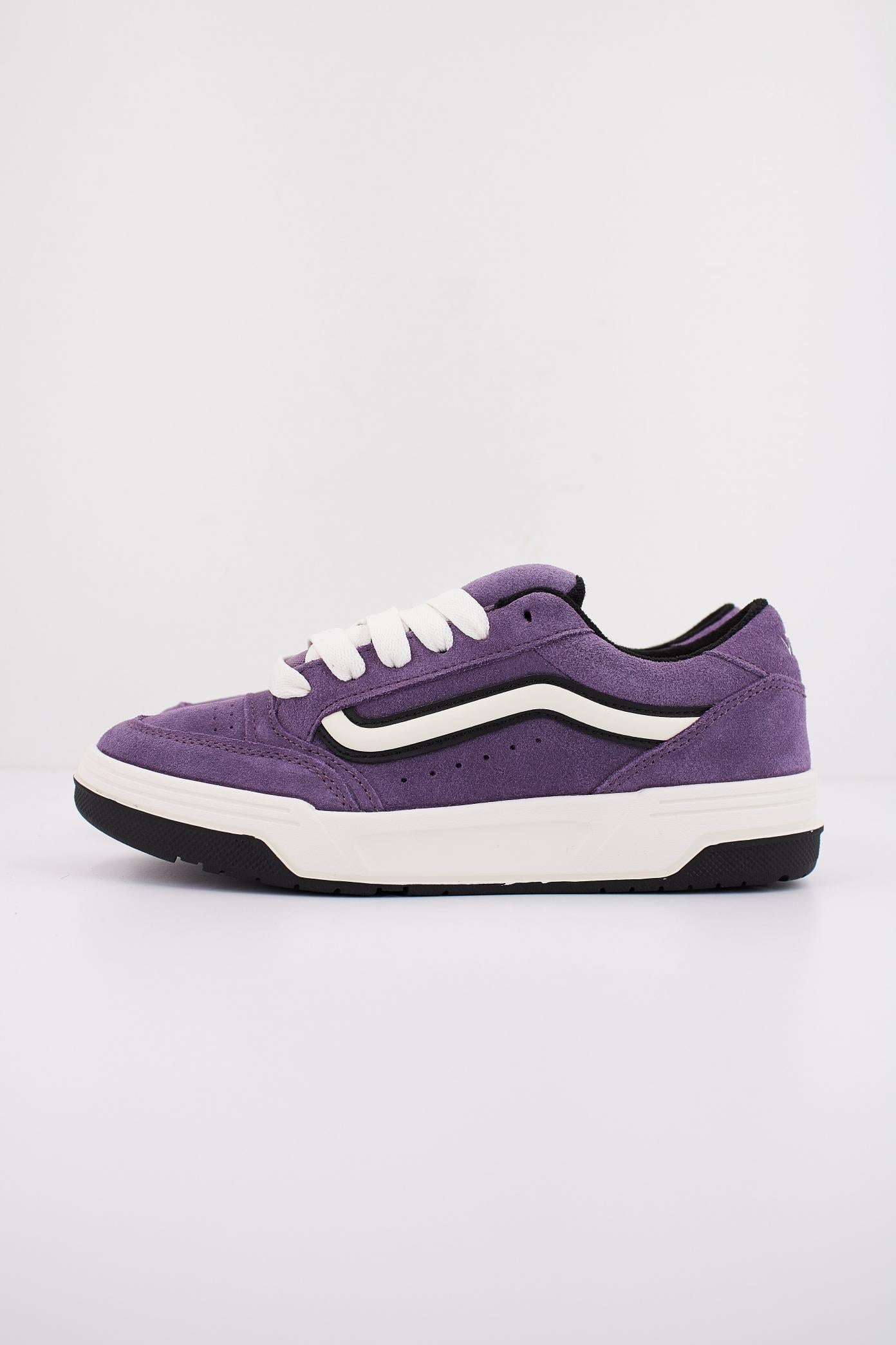 VANS HYLANE en color VIOLETA  (1)
