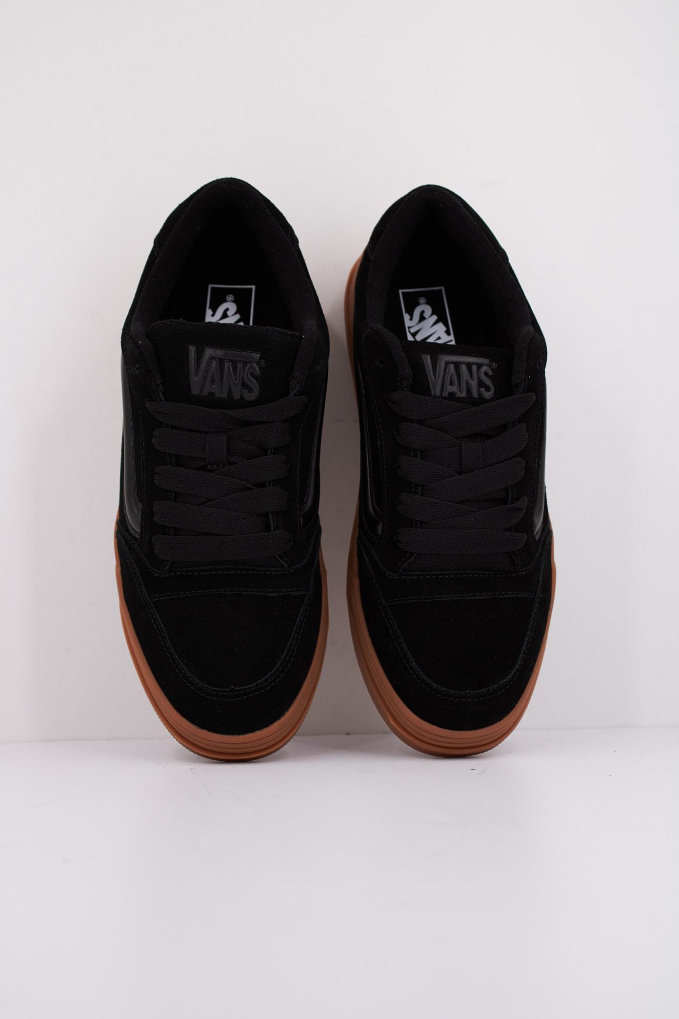 VANS HYLANE en color NEGRO  (3)
