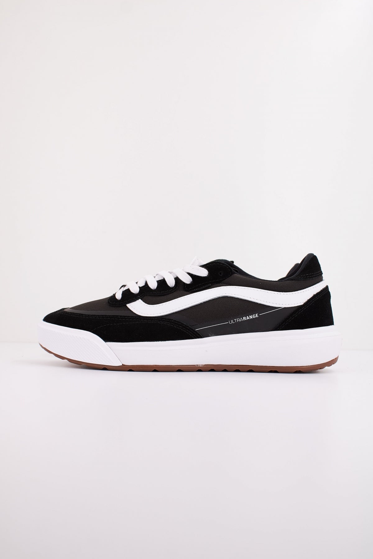 VANS MTE ULTRARANGE . SE en color NEGRO  (1)