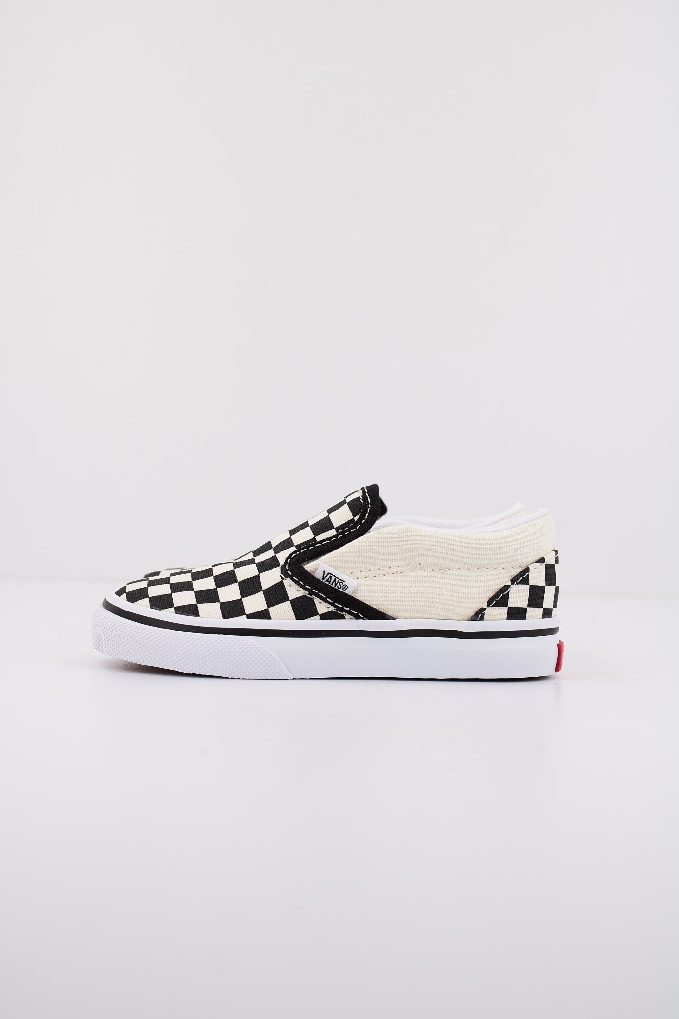 VANS CLASSIC SLIP ON en color BEIS  (1)