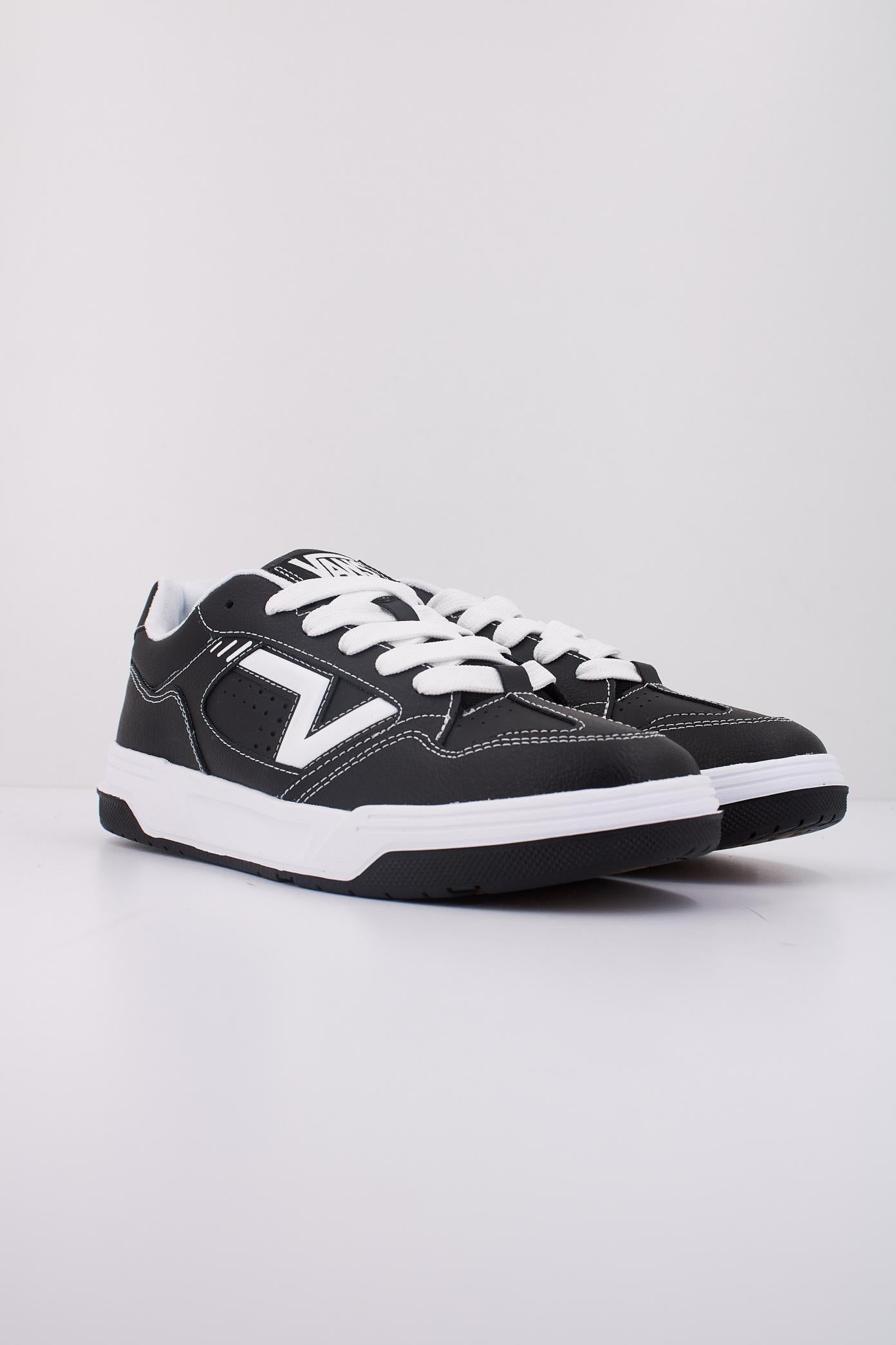 VANS UPLAND en color NEGRO  (2)