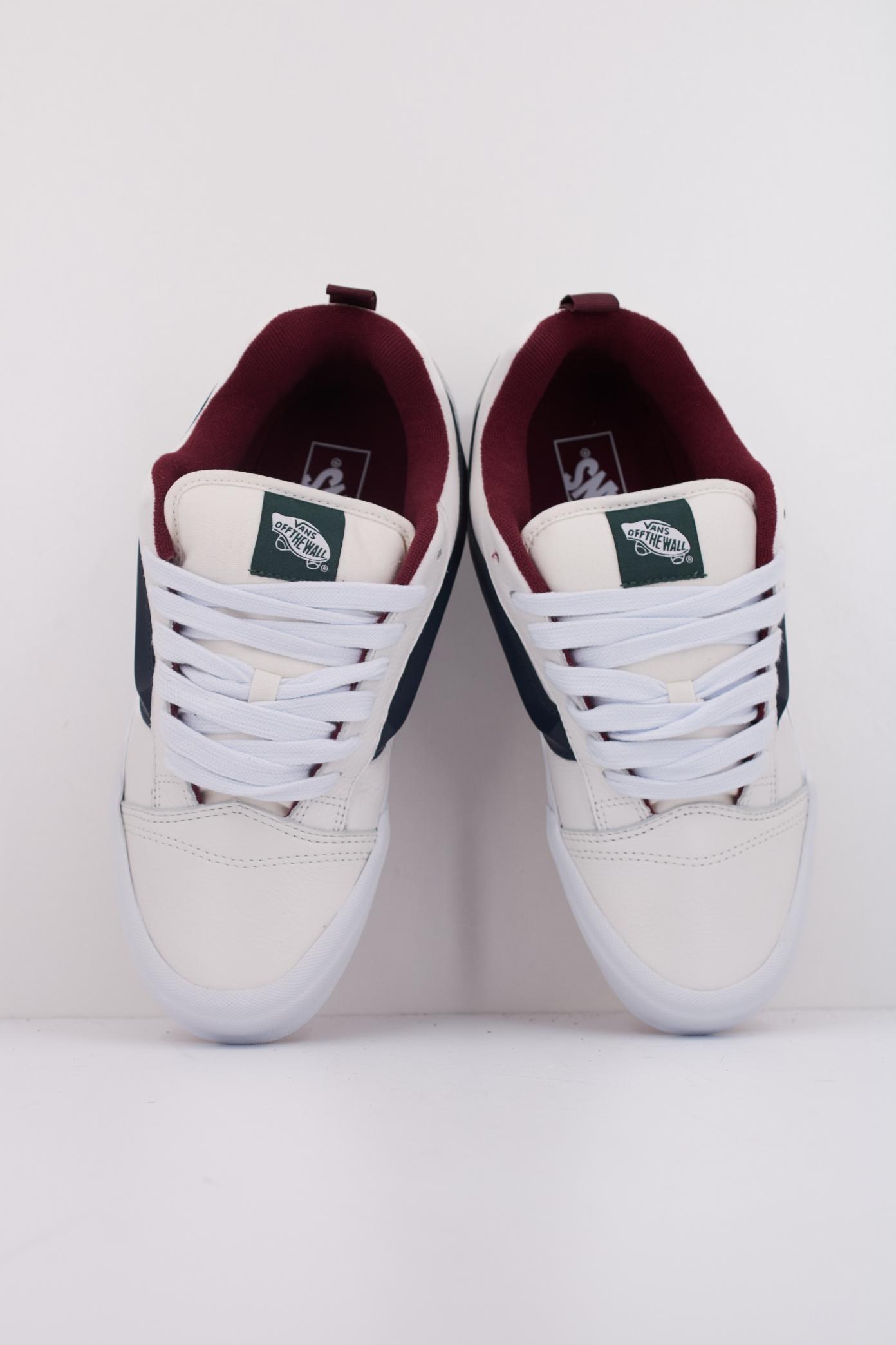VANS KNU SKOOL en color BLANCO  (3)