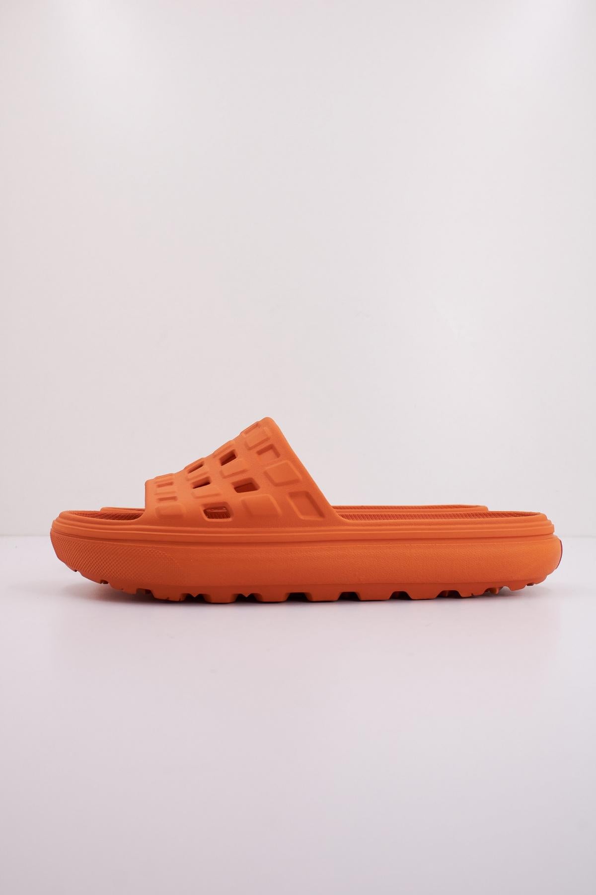 VANS MTE SLIDE-ON VRCUSH en color NARANJA  (1)