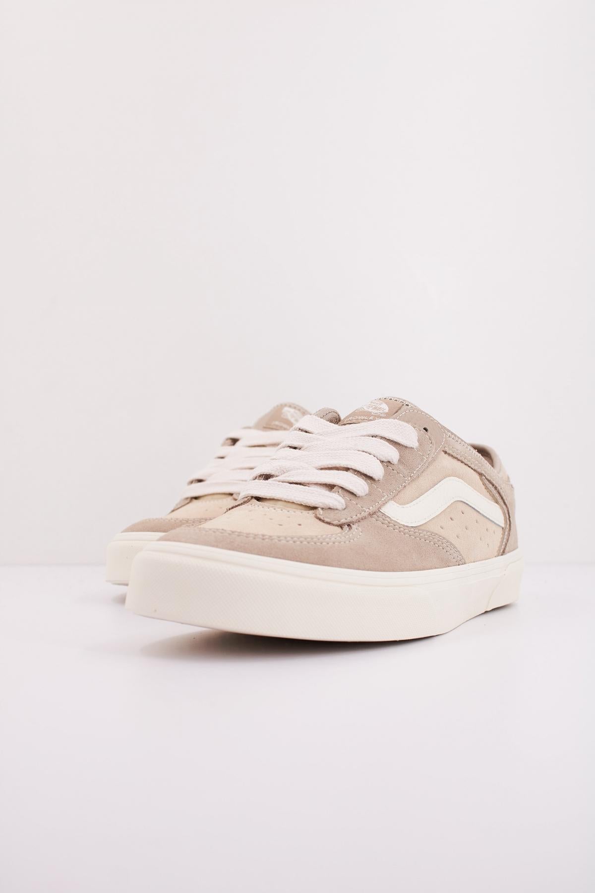 VANS ROWLEY CLASSIC en color GRIS  (2)