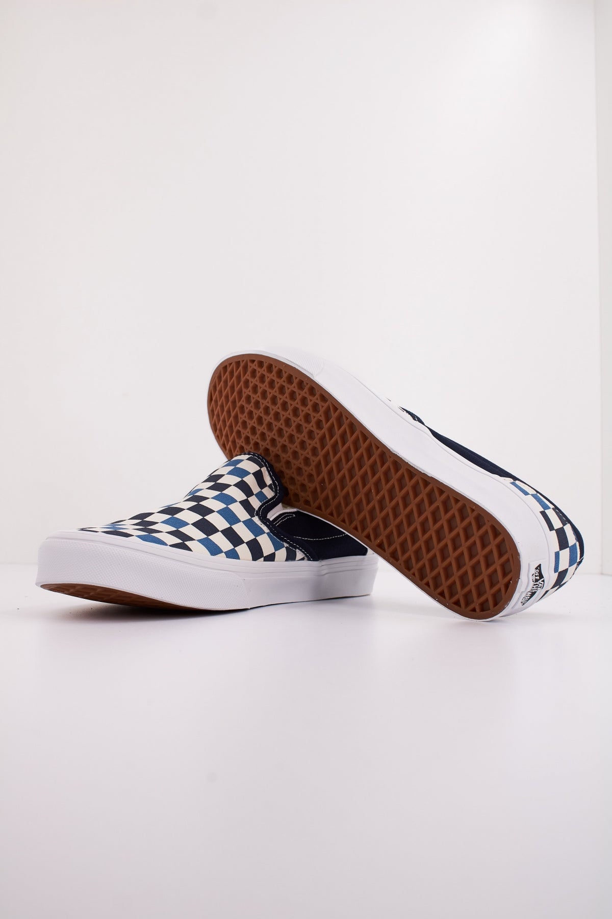 VANS CLASSIC SLIP-ON en color AZUL  (5)