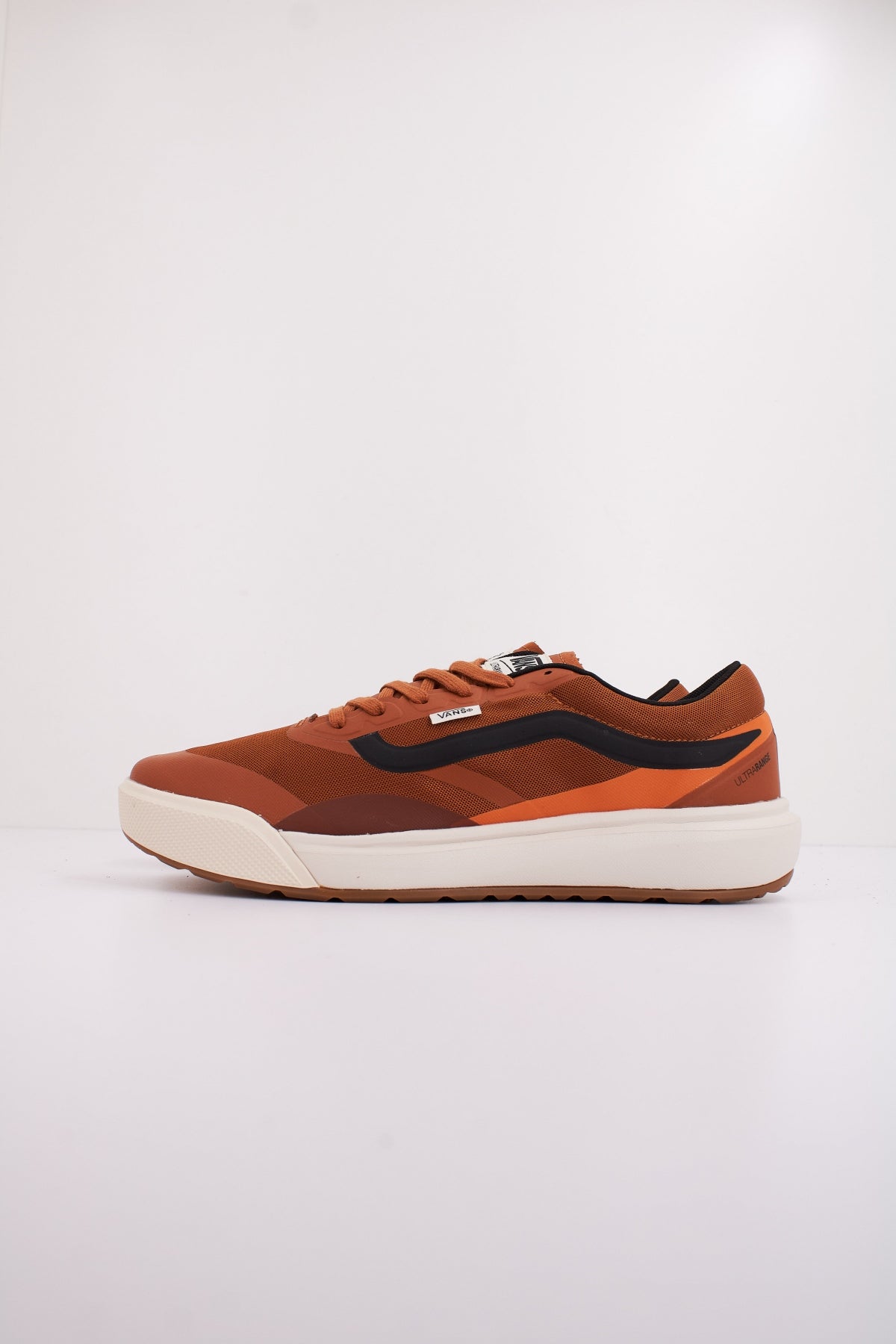 VANS MTE ULTRARANGE . RW en color MARRON  (1)