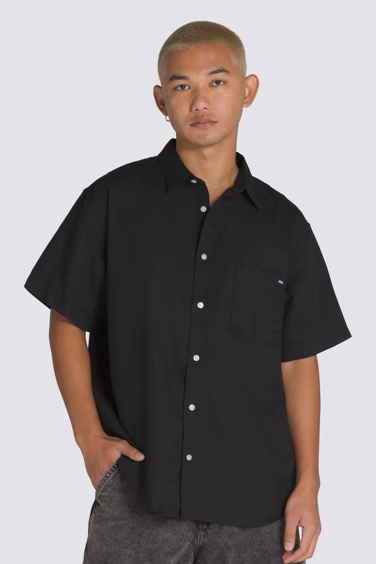 VANS LAWSON SOLID SS WOVEN en color NEGRO  (1)