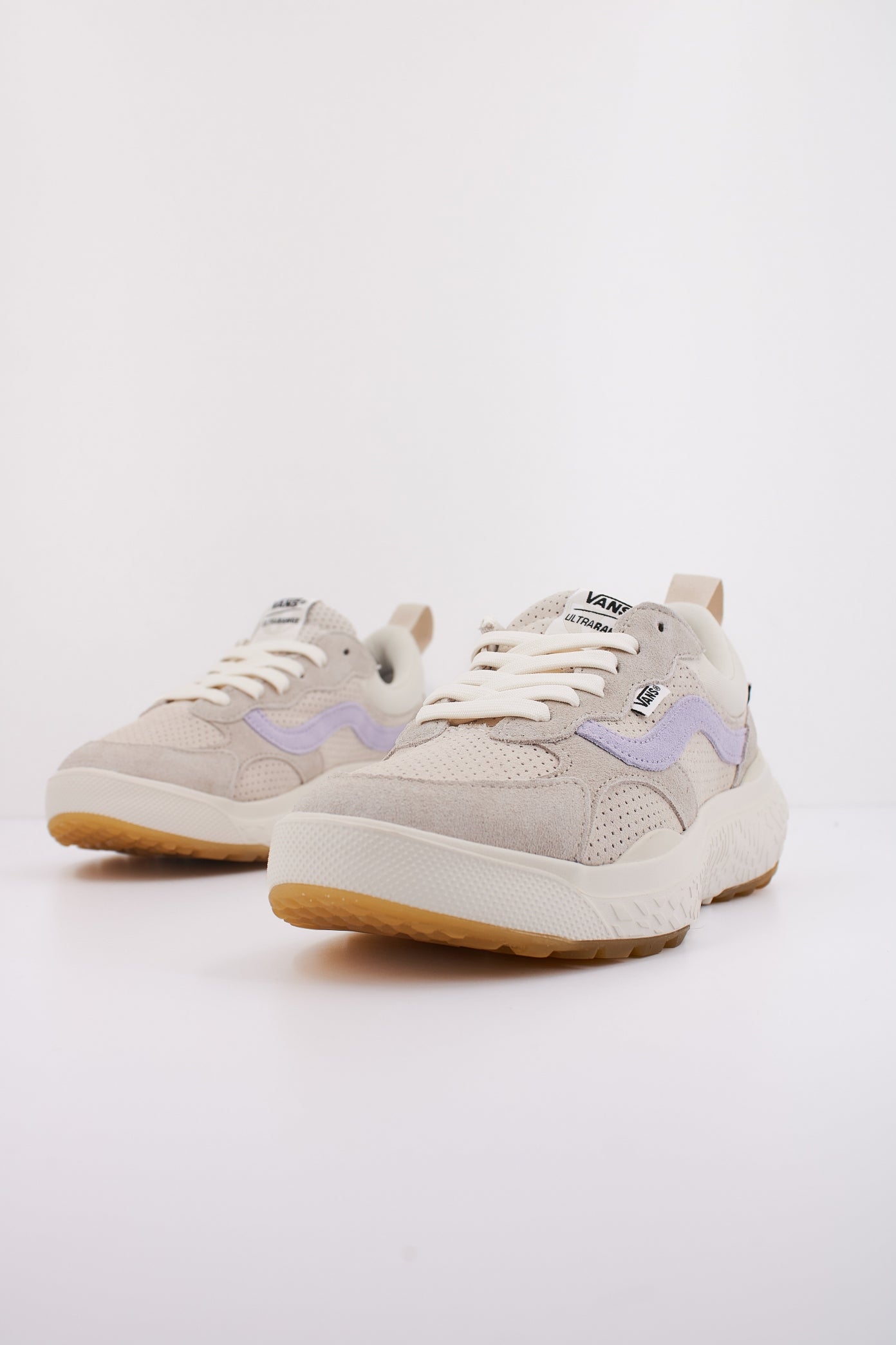 VANS MTE ULTRARANGE NEO VR en color BEIS  (2)