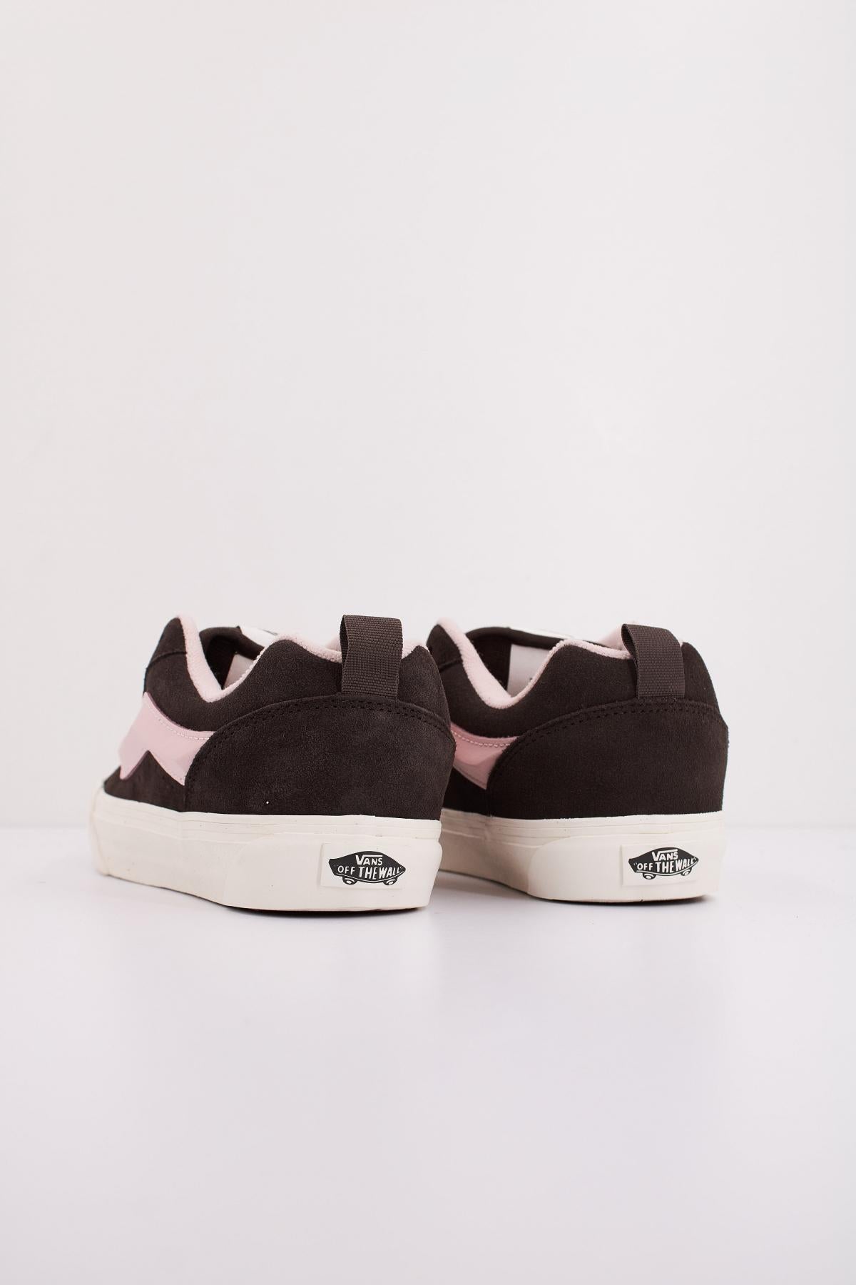 VANS KNU SKOOL en color NEGRO  (4)