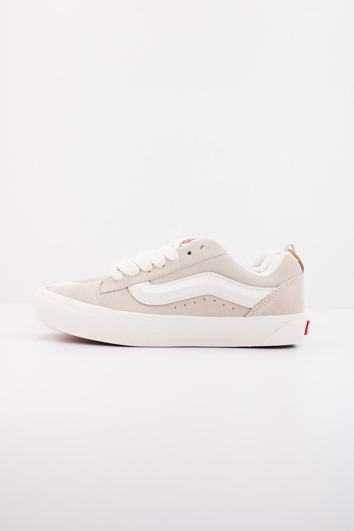 VANS KNU SKOOL en color BEIS  (1)
