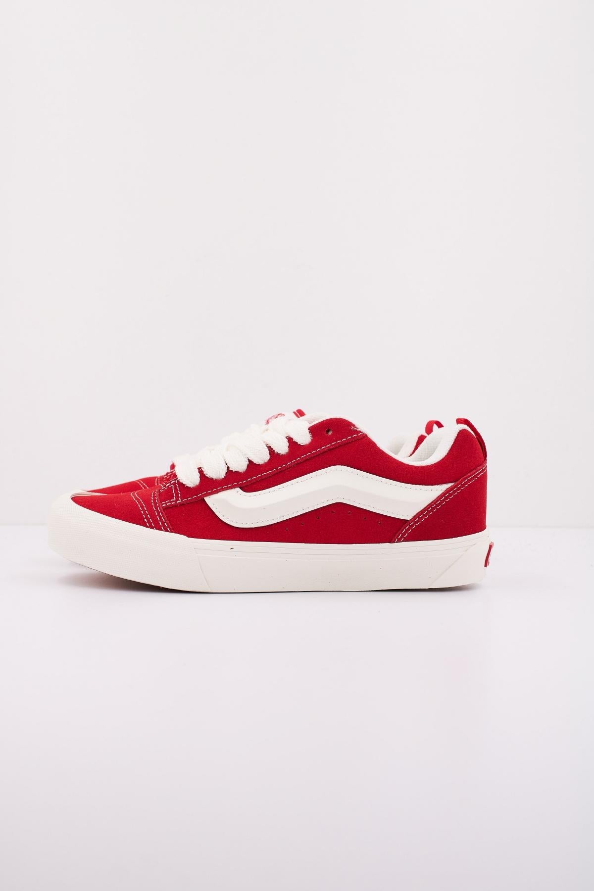 VANS KNU SKOOL en color ROJO  (1)