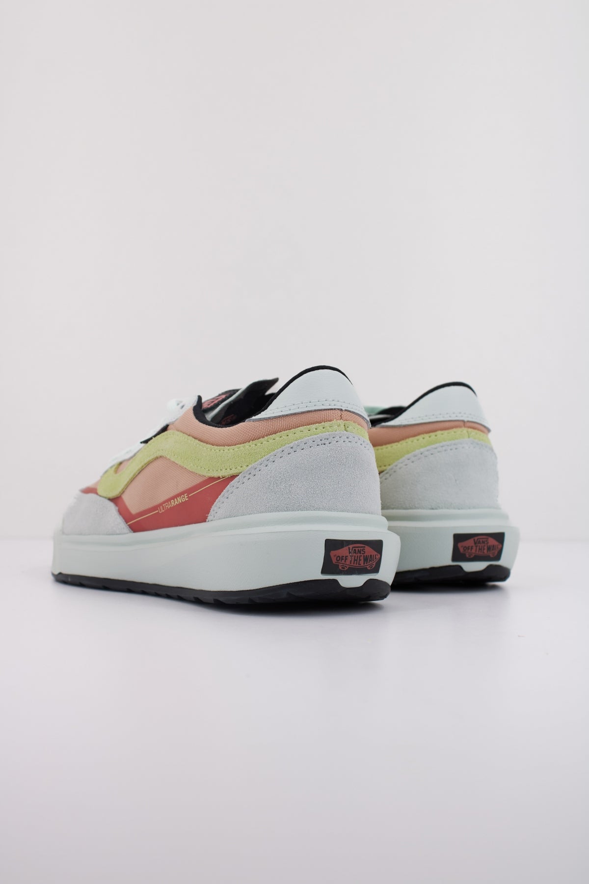 VANS MTE ULTRARANGE . SE en color MULTICOLOR  (4)