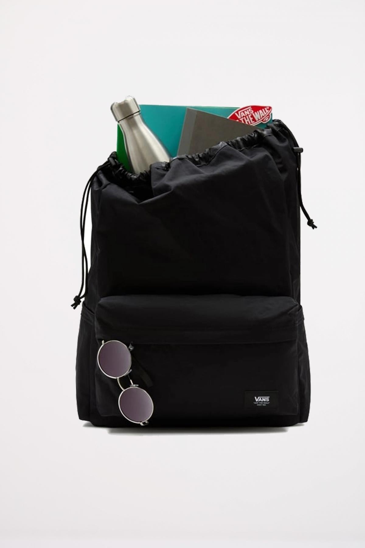 VANS OLD SKOOL CINCH BACKPACK en color NEGRO  (4)