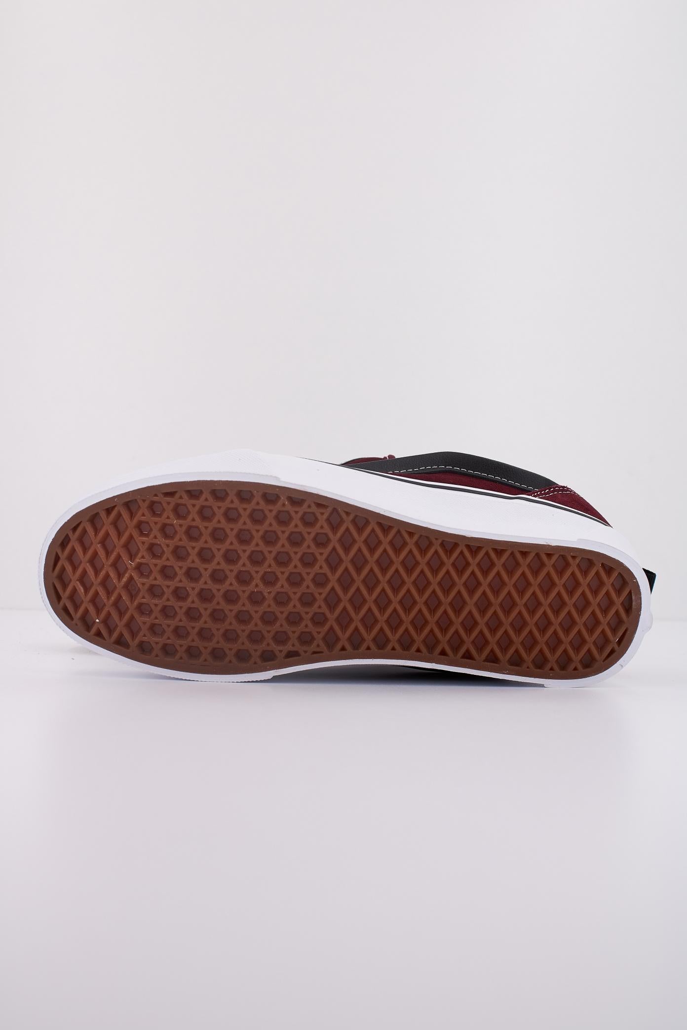 VANS KNU SKOOL en color BURDEOS  (5)