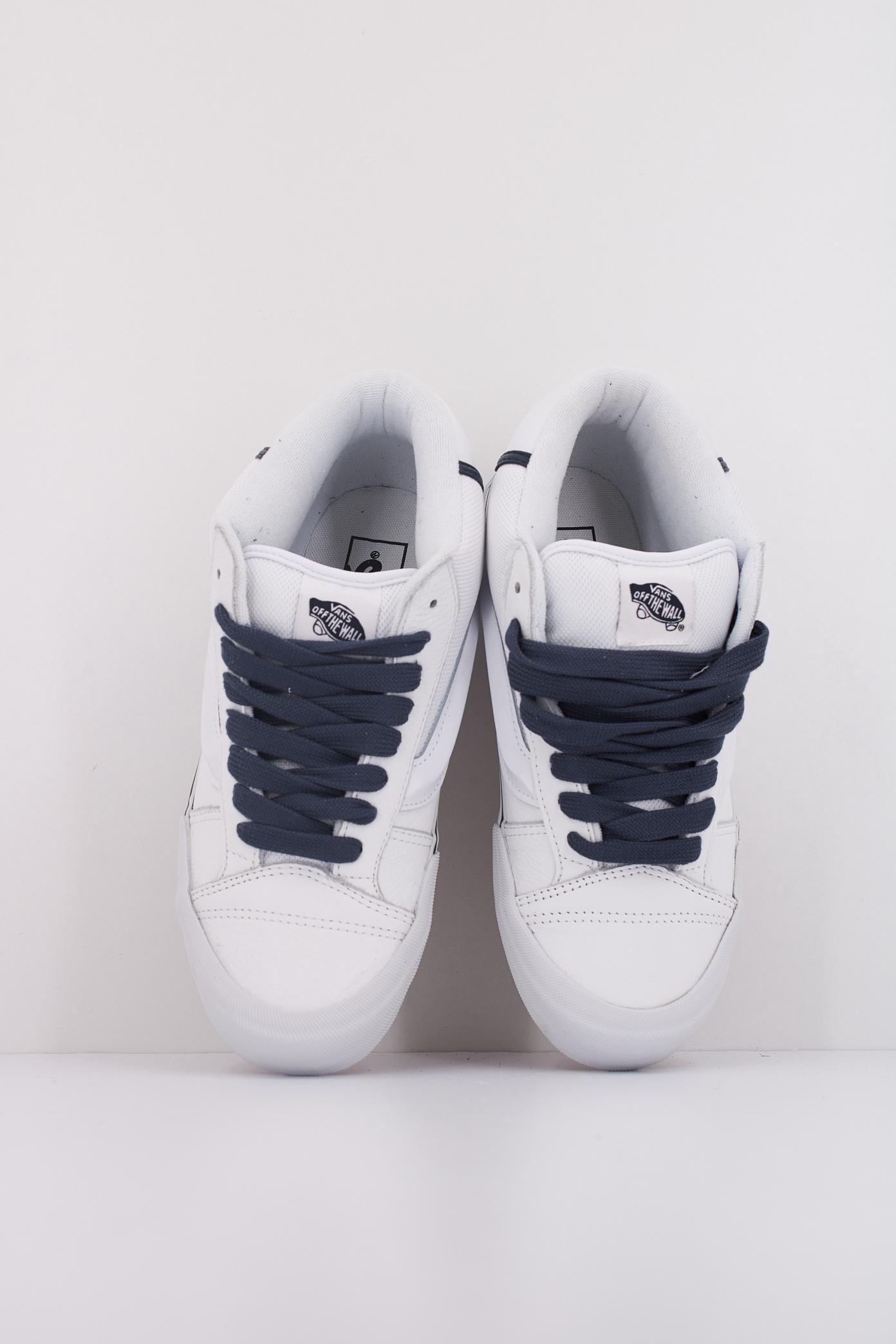 VANS KNU MID en color BLANCO  (3)
