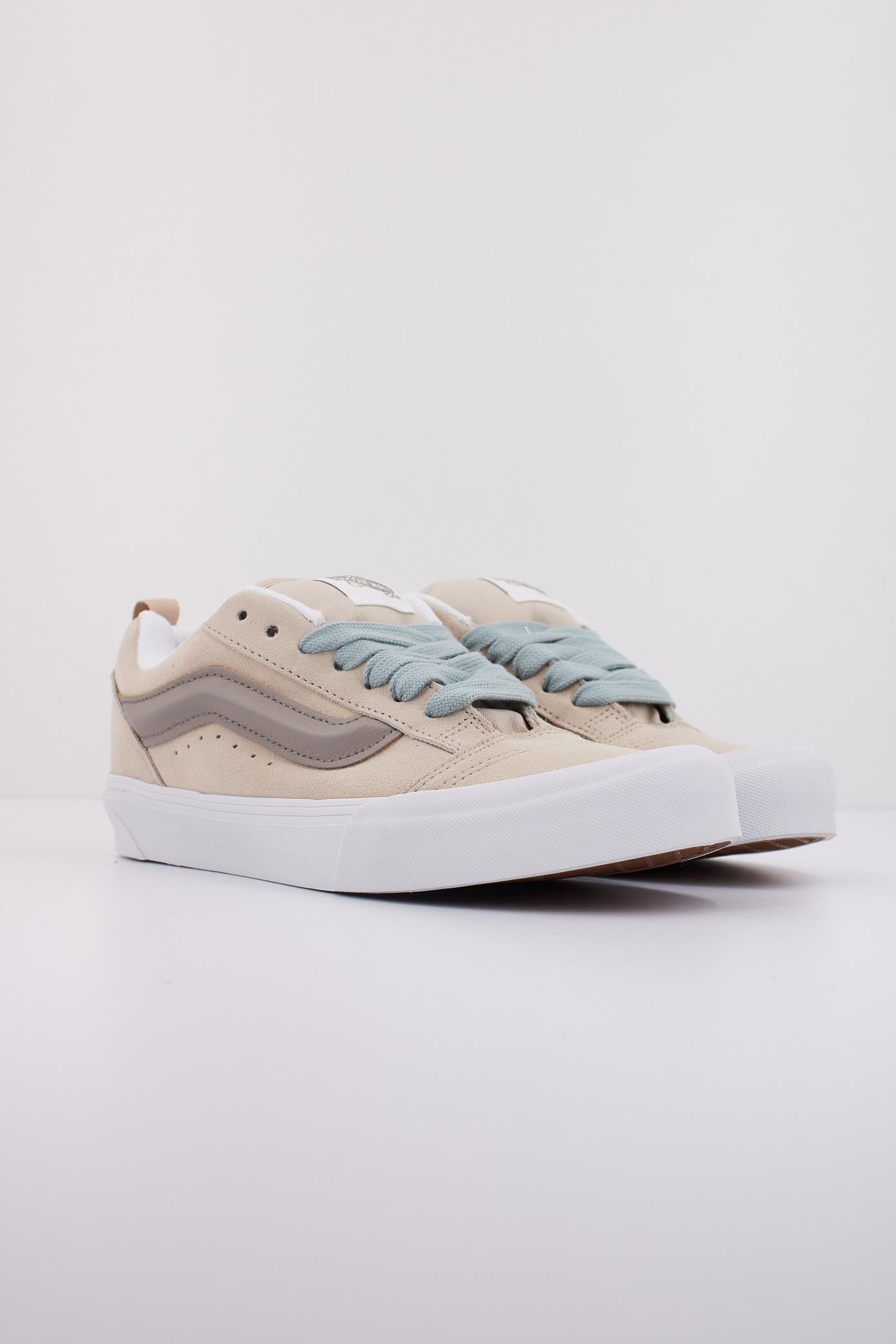 VANS KNU SKOOL en color BEIS  (2)