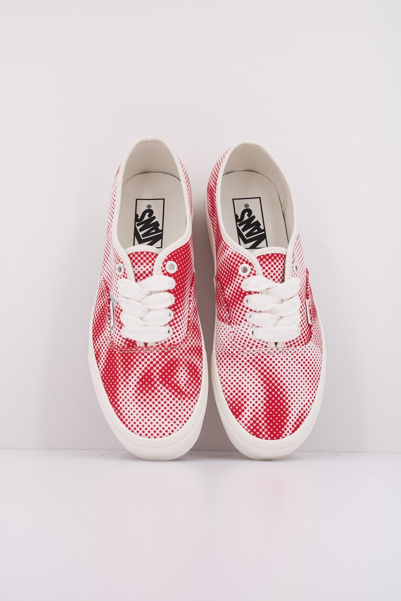 VANS AUTHENTIC  en color ROJO  (3)