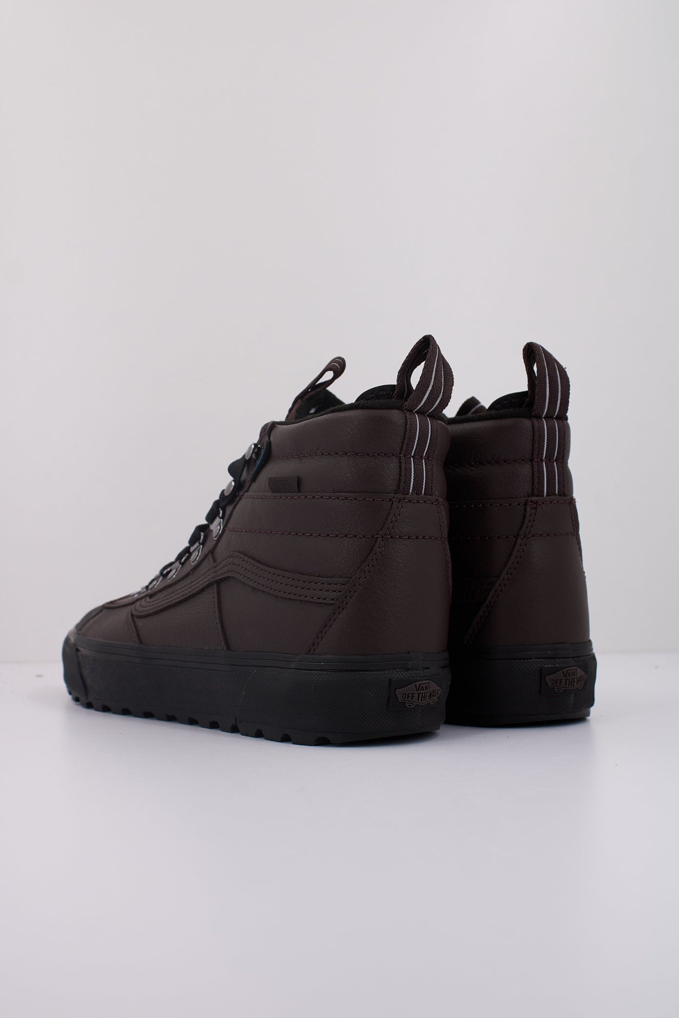 VANS  MTE SK-HI DR WATERPRO en color MARRON  (4)
