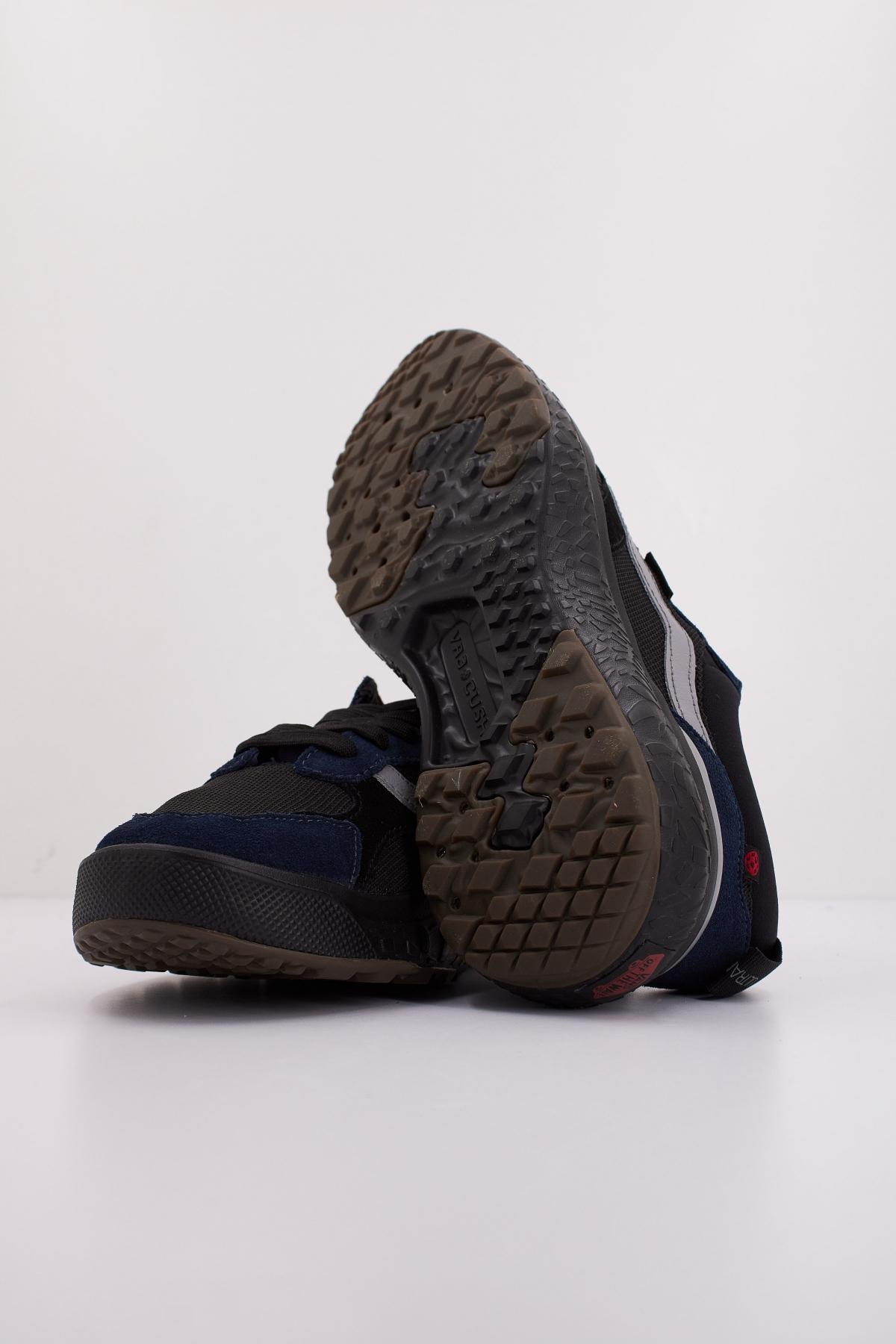 VANS MTE ULTRARANGE NEO VR en color AZUL  (5)