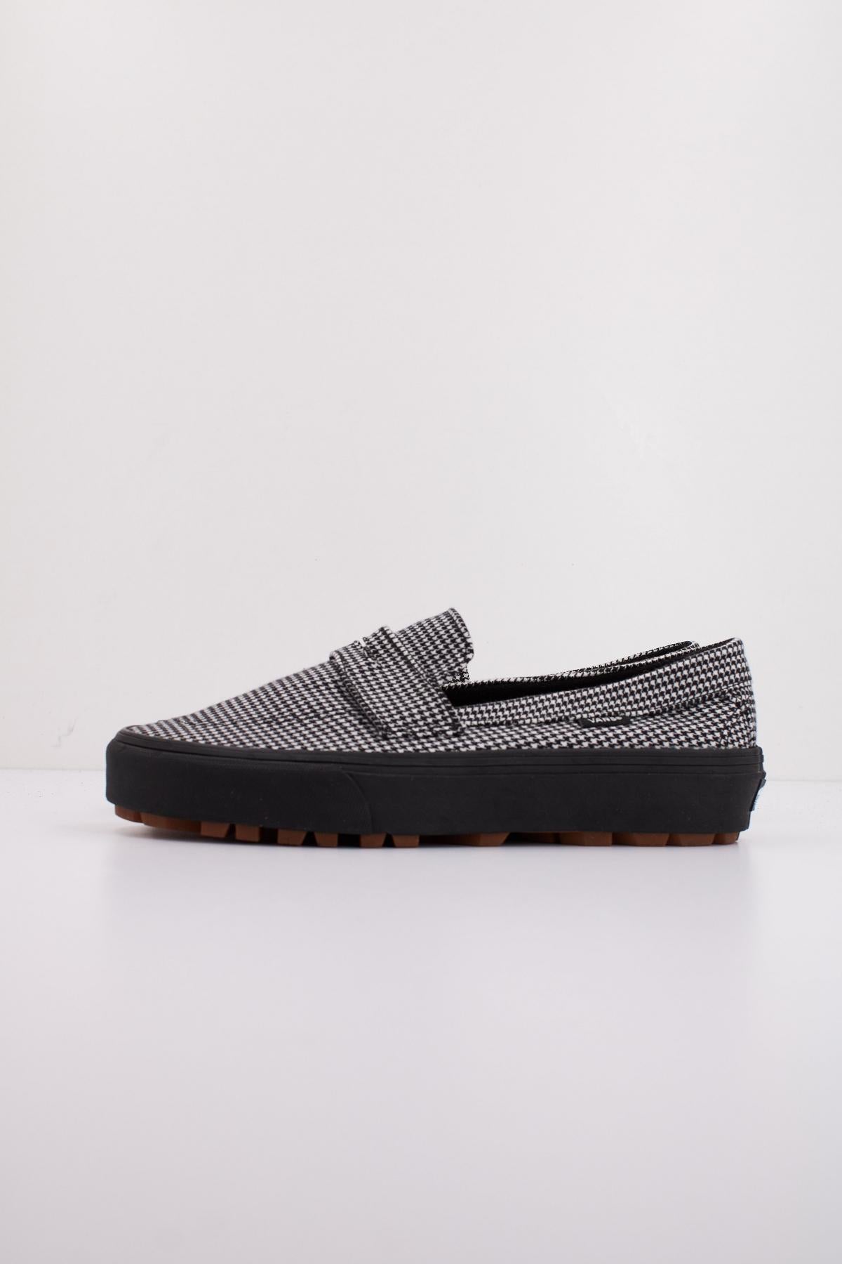 VANS STYLE  PLAID en color NEGRO  (1)