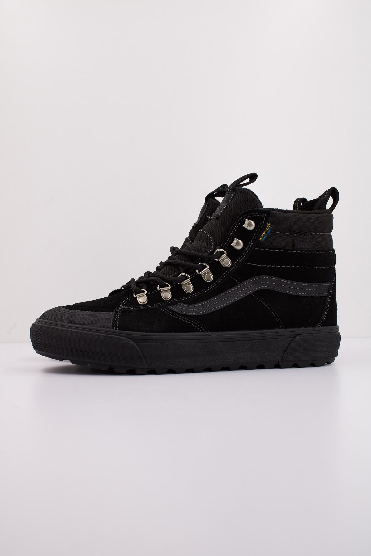 VANS MTE SK-HI DR WATERPRO en color NEGRO  (1)