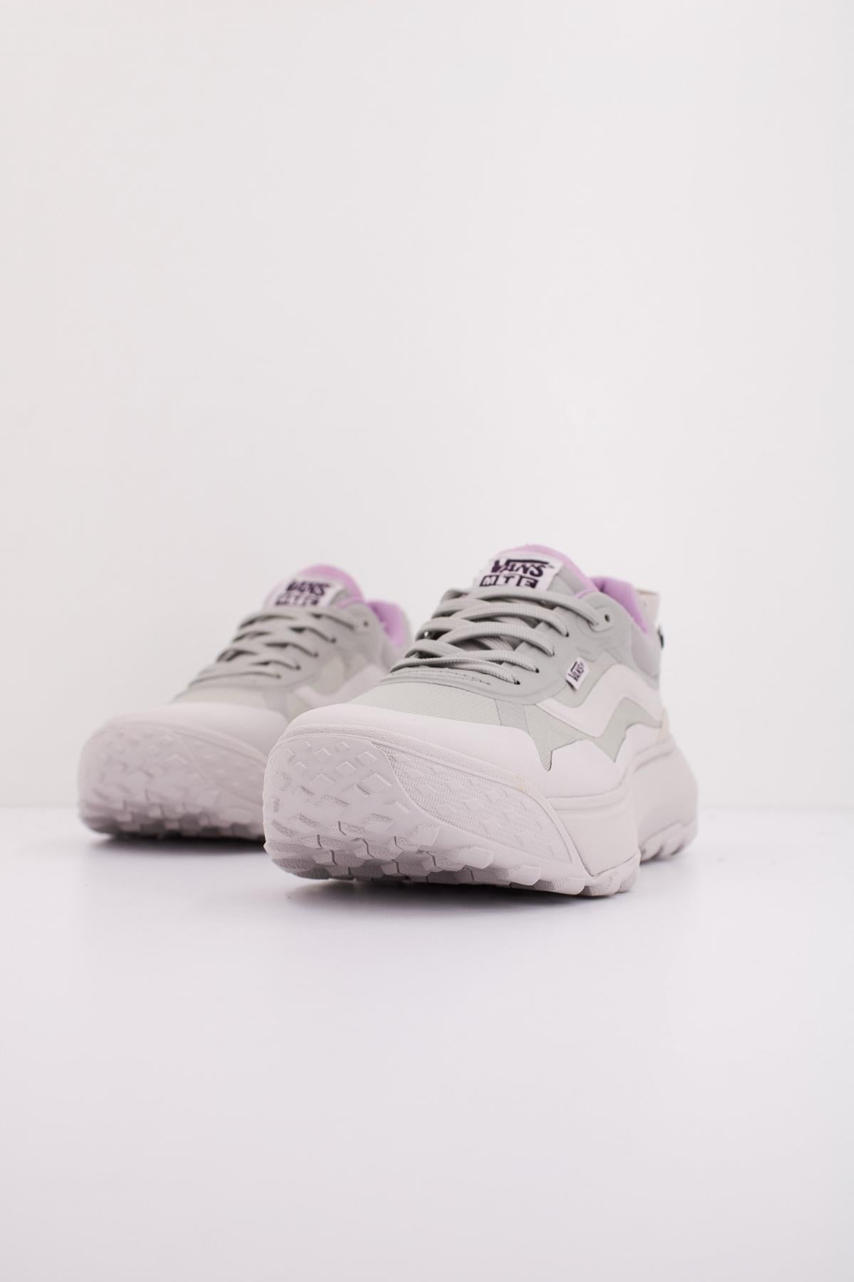 VANS MTE CROSSPATH en color GRIS  (2)