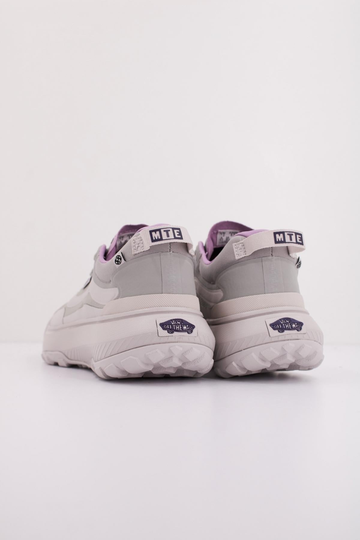 VANS MTE CROSSPATH en color GRIS  (4)