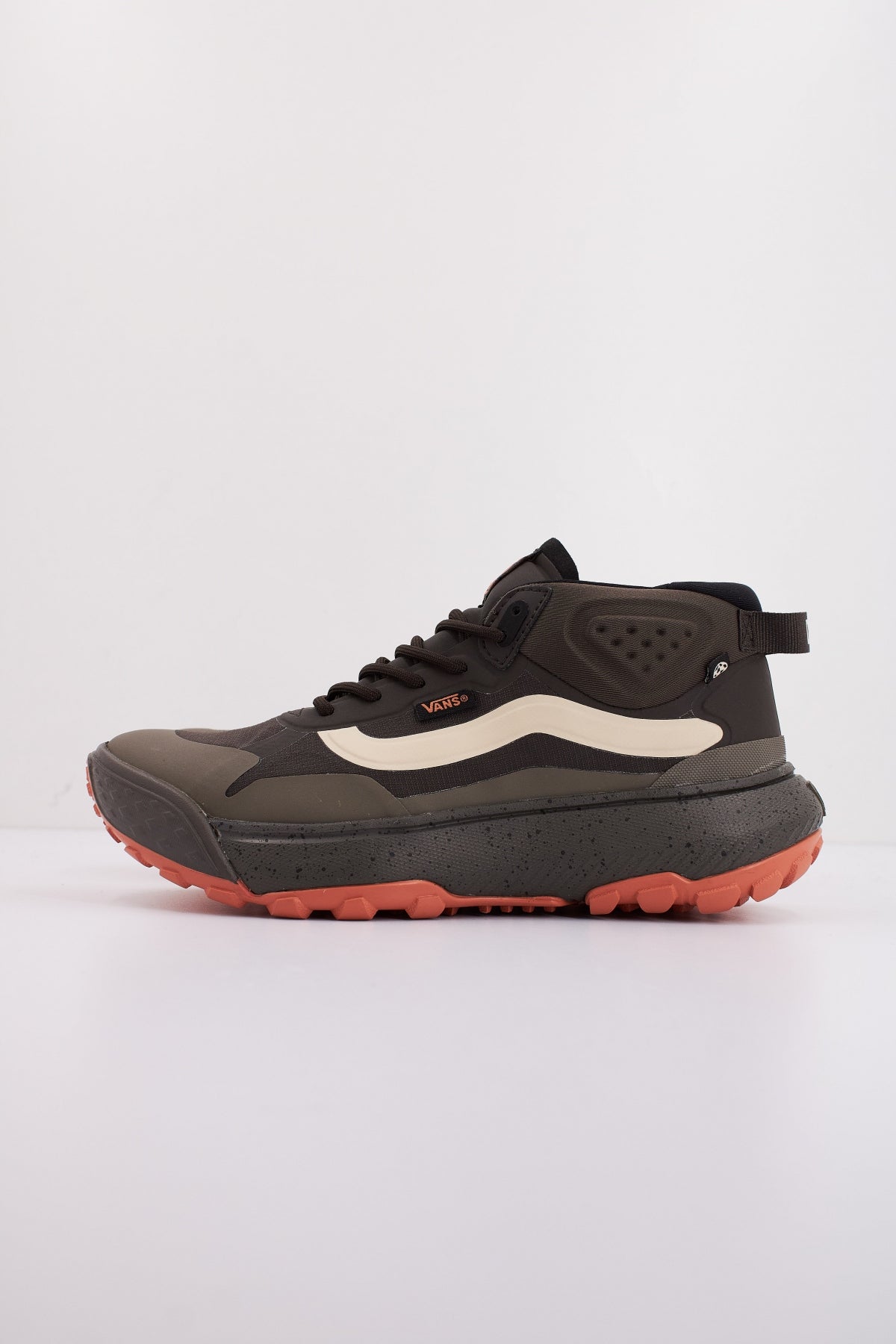 VANS MTE CROSSPATH MID en color MARRON  (1)