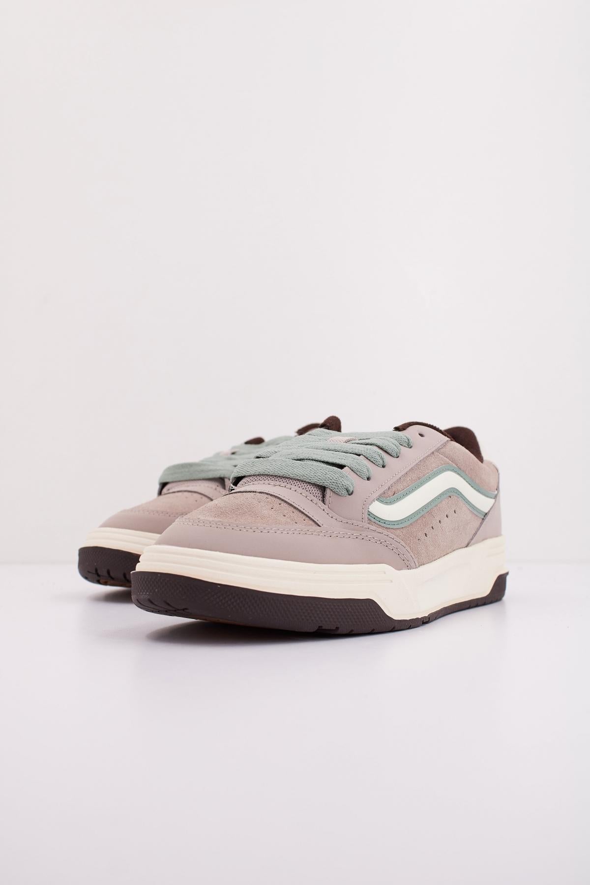 VANS HYLANE en color MARRON  (2)