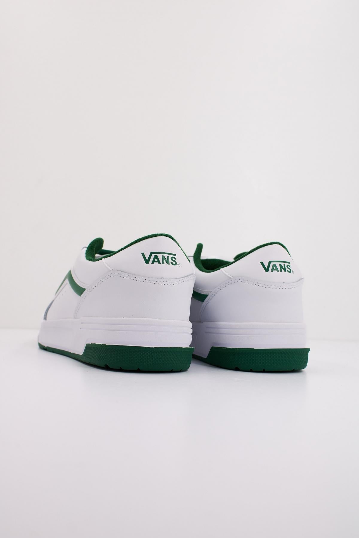 VANS HYLANE POP en color BLANCO  (4)