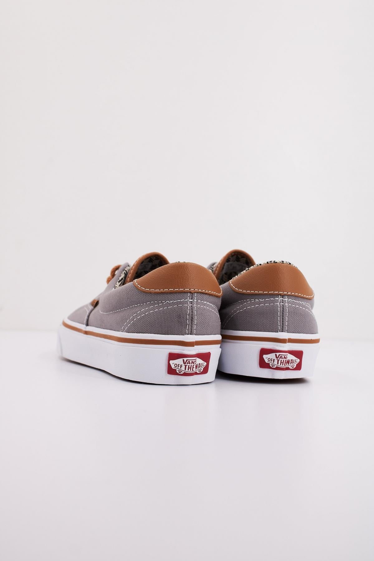 VANS UA ERA  C&L en color GRIS  (4)