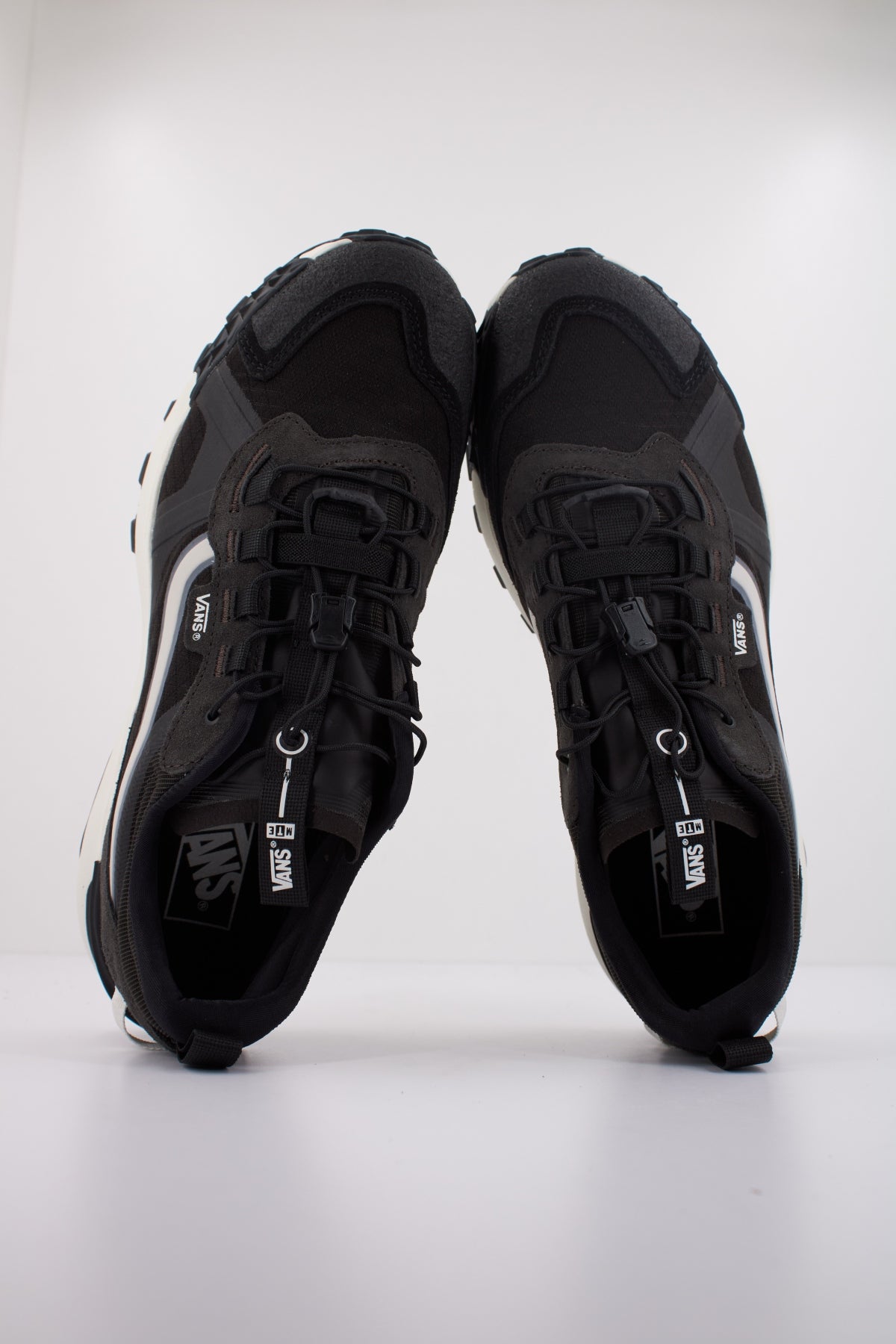 VANS MTE CROSSPATH XC en color NEGRO  (3)