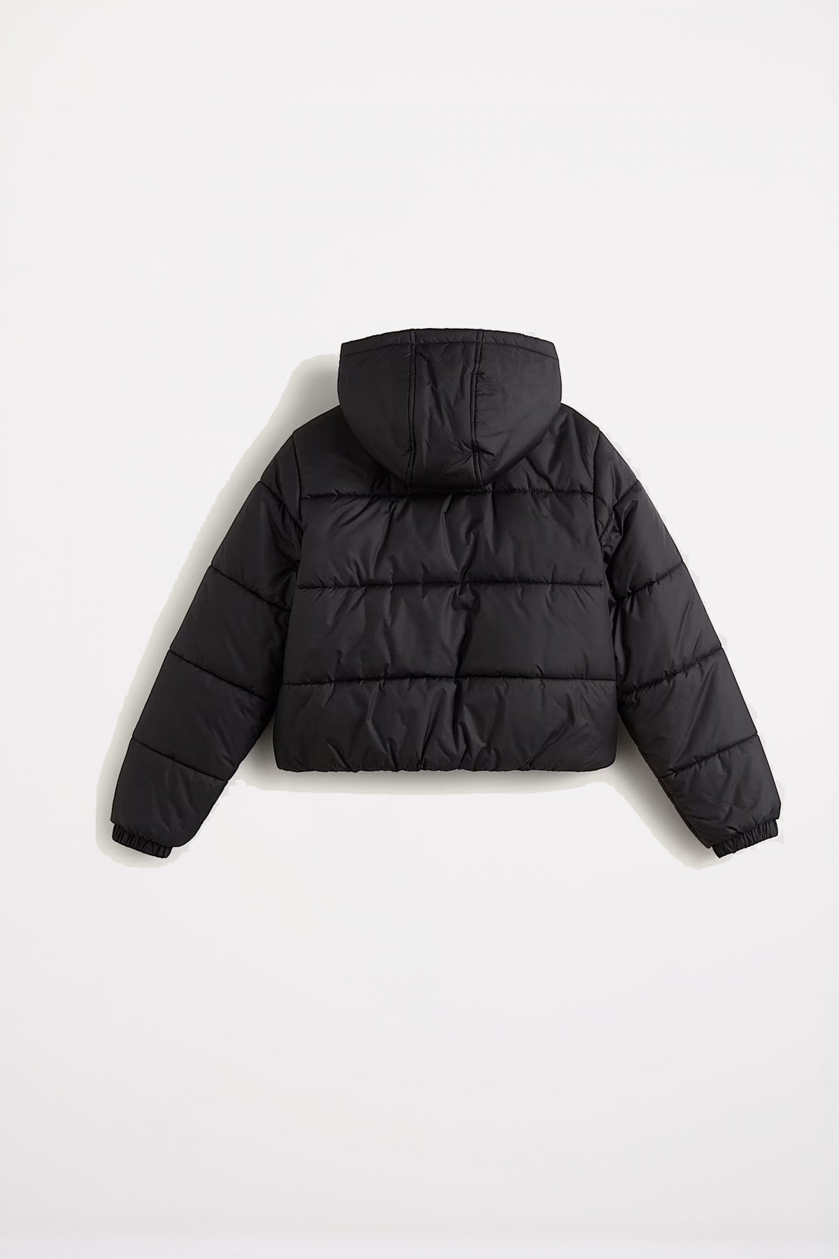 VANS HILLGATE CROPPED PUFFE en color NEGRO  (2)