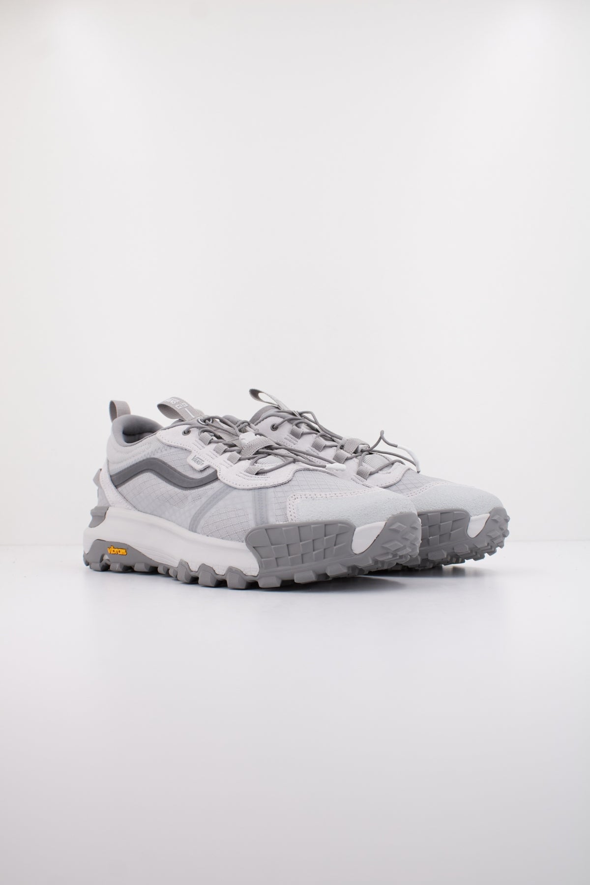 VANS MTE CROSSPATH XC en color GRIS  (2)