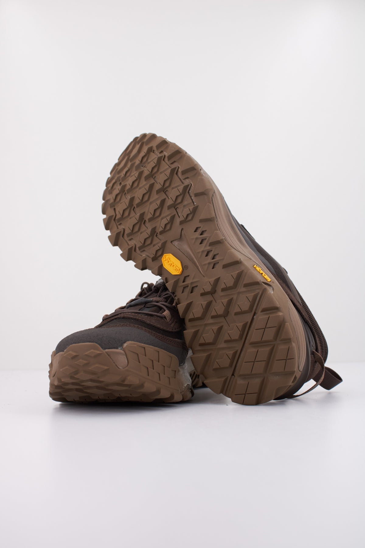 VANS  MTE CROSSPATH XC  en color MARRON  (5)