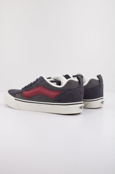 VANS KNU SKOOL en color GRIS  (4)