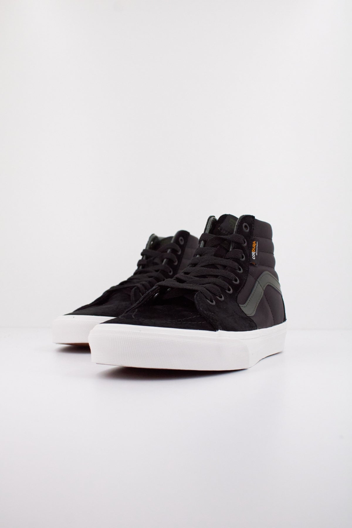 VANS SK-HI CRDA en color NEGRO  (2)