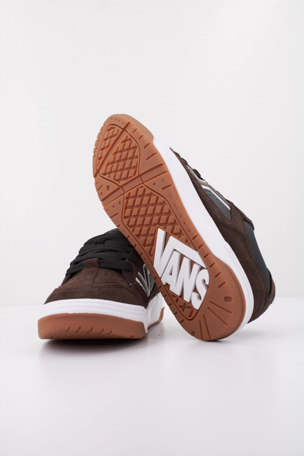 VANS UPLAND VARS en color MARRON  (5)