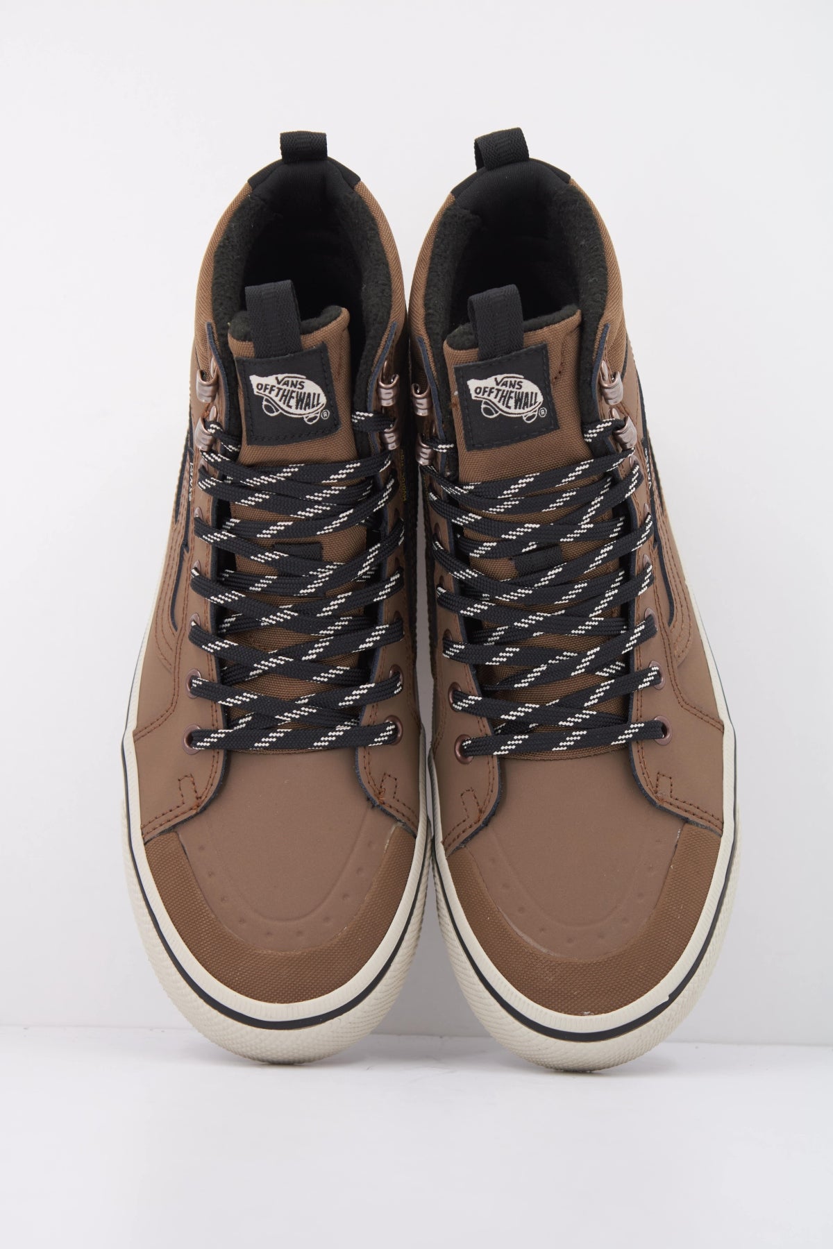 VANS MTE SK-HI WATERPROOF en color MARRON  (3)