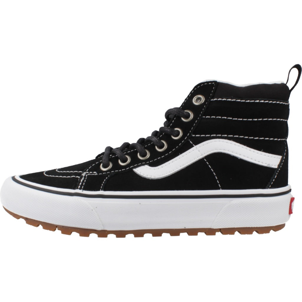 VANS MTE SK en color NEGRO  (2)