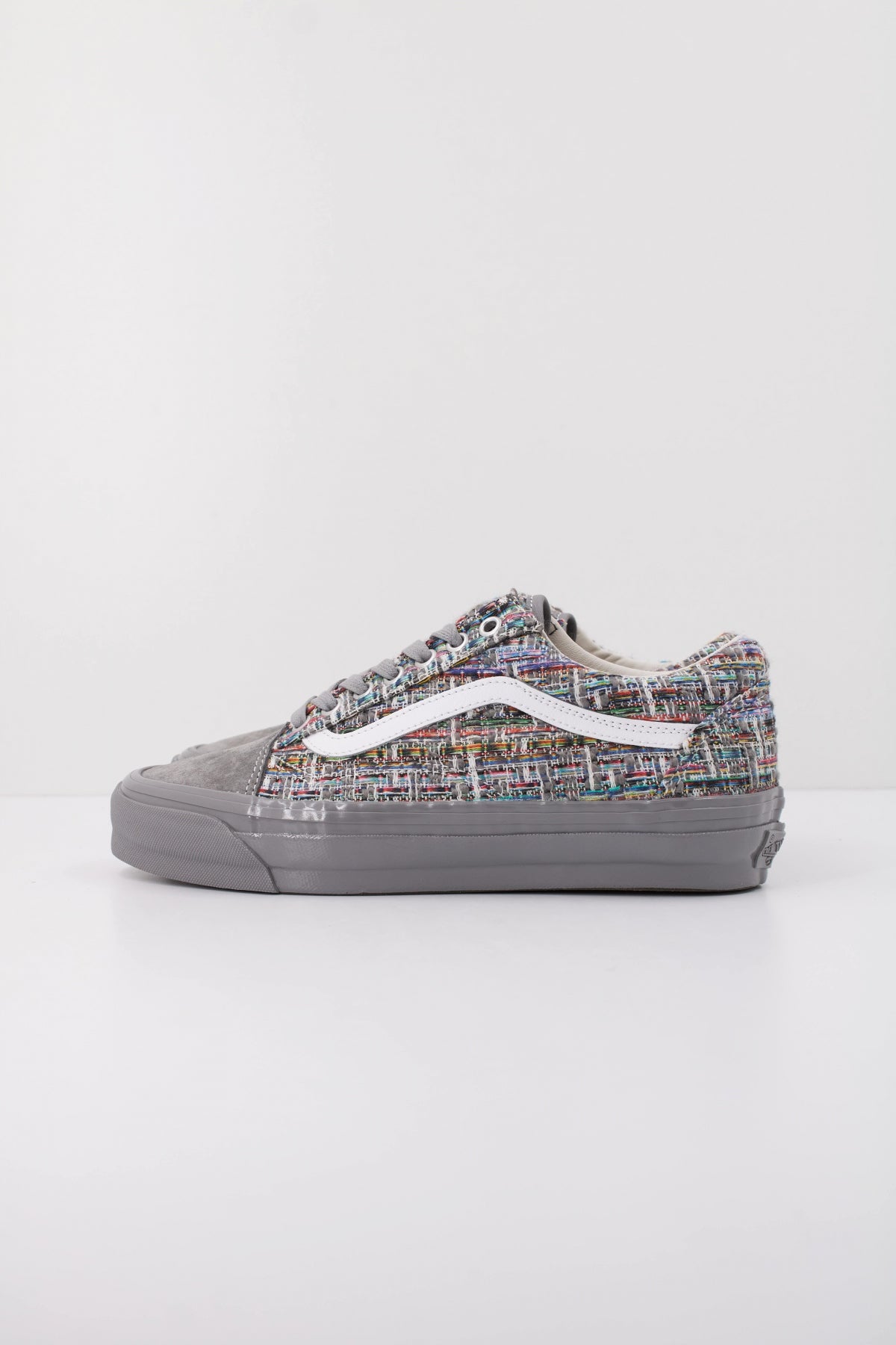 VANS LX OLD SKOOL TWED en color GRIS  (1)