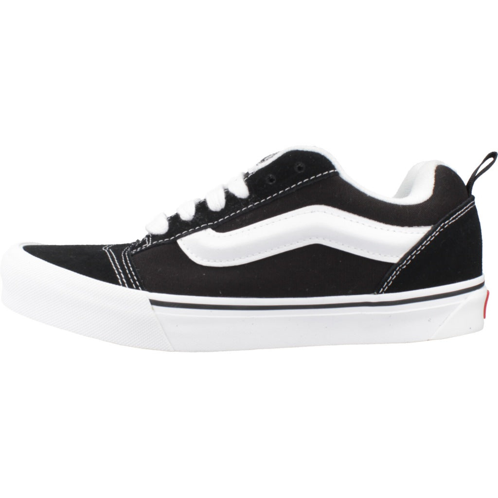 VANS KNU SKOOL en color NEGRO  (2)