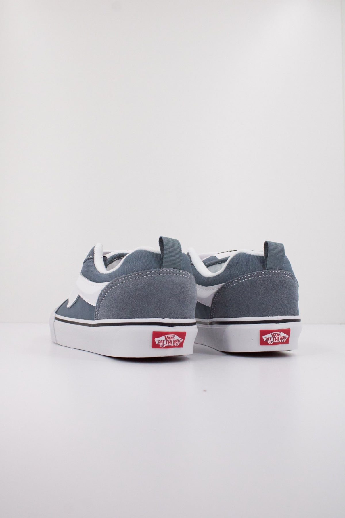 VANS KNU SKOOL en color AZUL  (4)