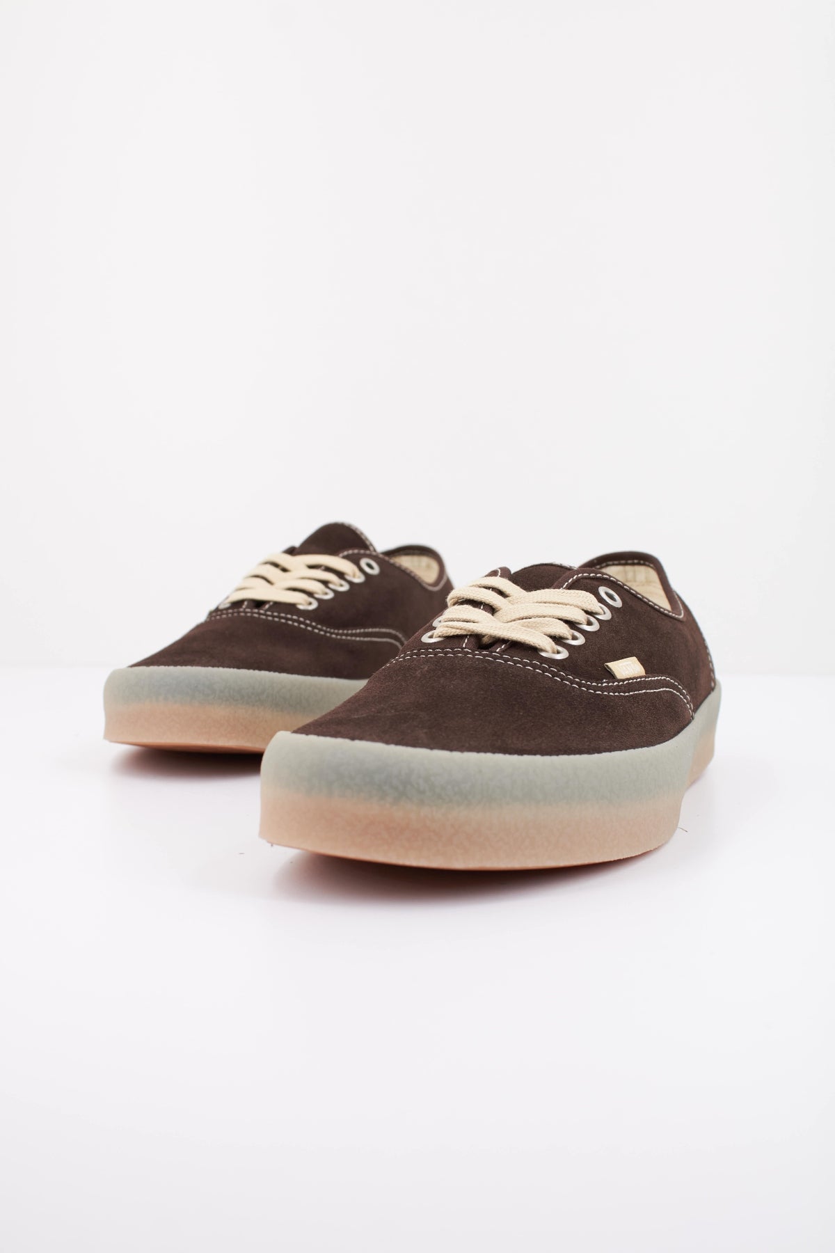 VANS  AUTHENTIC  en color MARRON  (2)