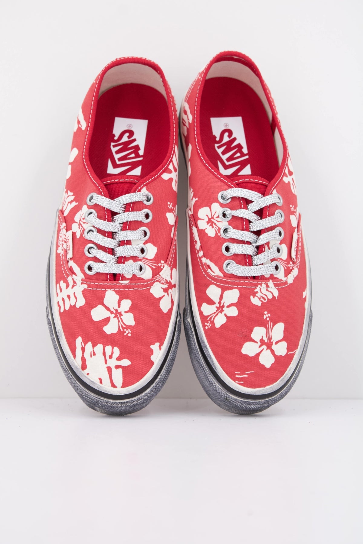 VANS LX AUTHENTIC en color ROJO  (3)