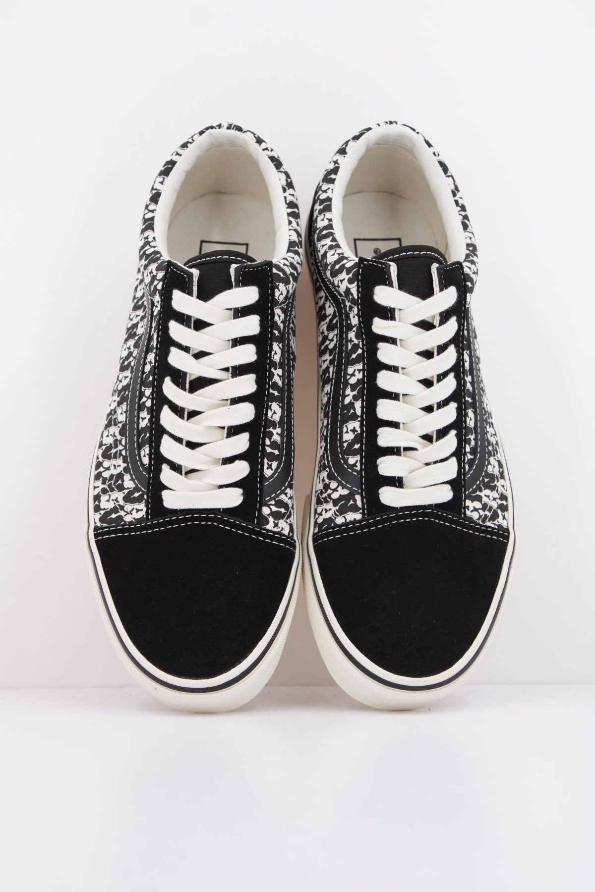 VANS OLD SKOOL en color NEGRO  (3)
